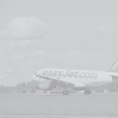 One in three Schiphol Airport passengers fly short distance: an exception in Europe?